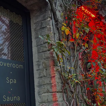 L' Instant Se Cree ラブホテル *