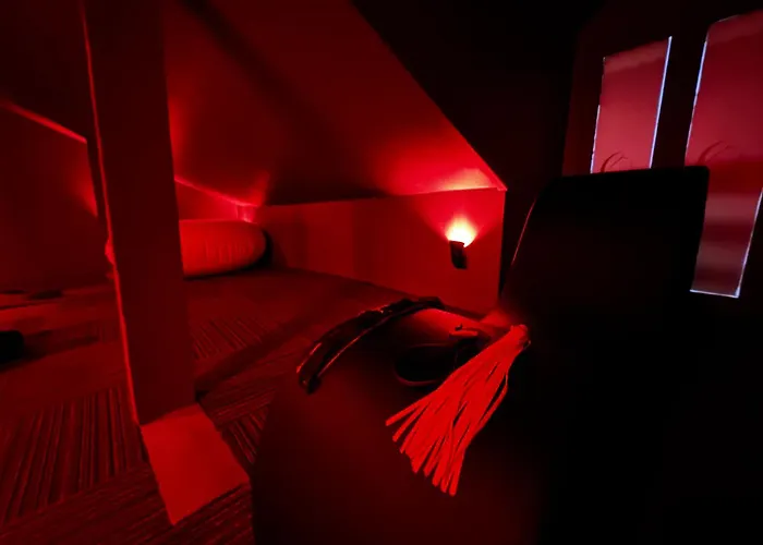 L' Instant Se Crée Love hotel Oignies