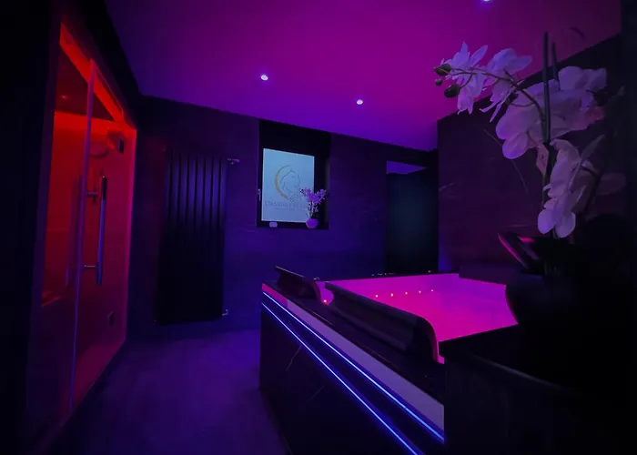 Love hotel L' Instant Se Crée